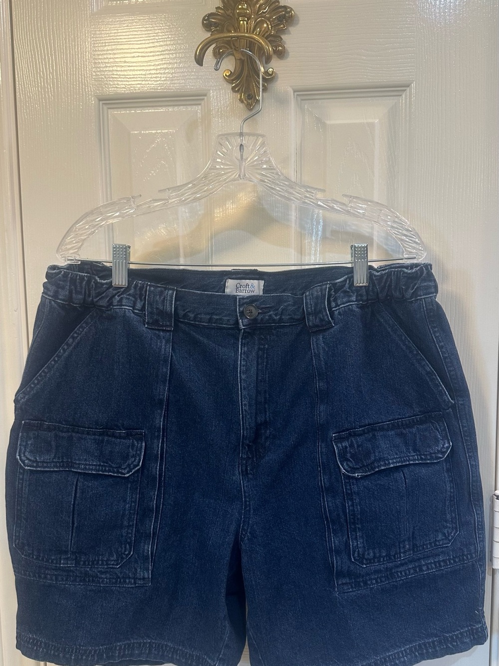 Croft & Barrow Men’s Dark Blue Denim Cargo Shorts Elastic Sides 6 Pockets Sz 38 - Picture 8 of 9